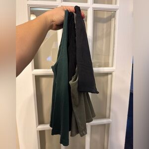 Crop Top Bundle - 4 tops